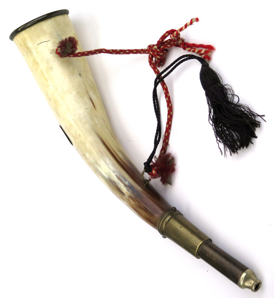 Jakt/signalhorn, kohorn med mässingsbeslag, Danmark, 1900-talets mitt, _10692a_lg.jpeg