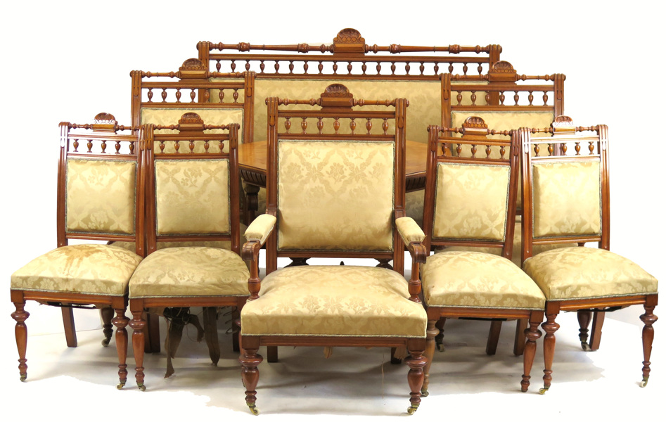 Salongsmöbel, 9 delar, mahogny med (defekt) sidenklädsel, nyrenässans, 1800-talets 2 hälft,_11233a_lg.jpeg
