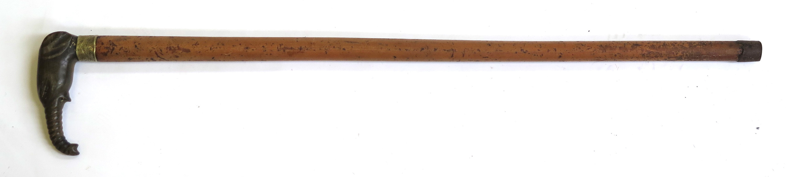 Käpp, bemålat trä och horn med mässingsbeslag, 1800-talets mitt,_11376a_8d94b5a9f802455_lg.jpeg