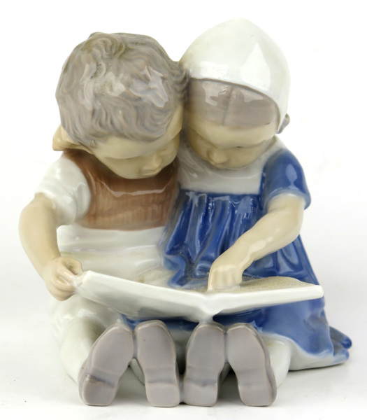 Plockross-Irminger, Ingeborg för B&G, figurin, porslin, läsande barn, _12033a_8d962fdf534e20e_lg.jpeg