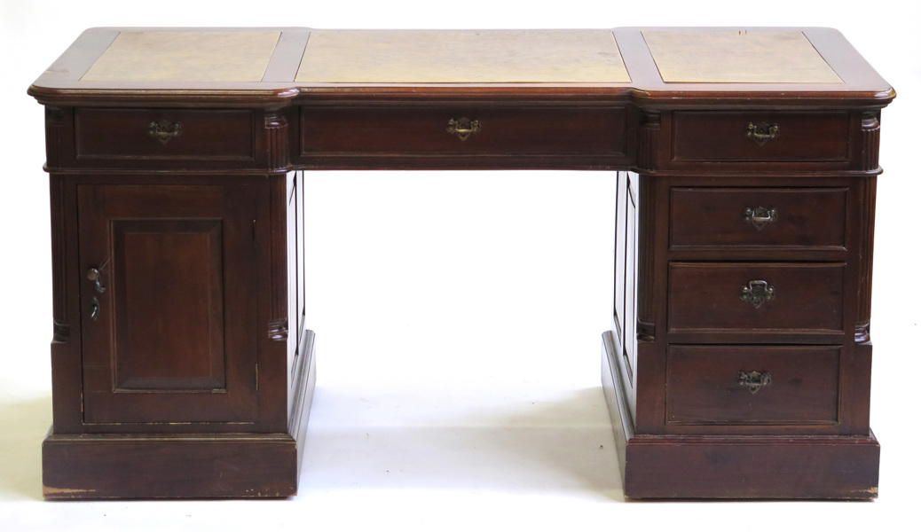 Hurtsskrivbord, mahogny med delvis läderklädd skiva, 1900-talets 2 hälft, _12330a_lg.jpeg