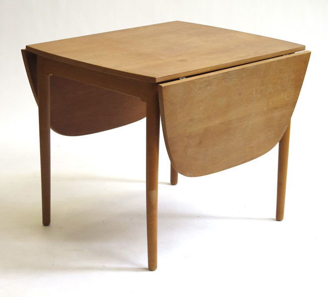 Okänd designer för P Jeppesens möbelfabrik, Store Heddinge, 1950-60-tal, matbord med 2 klaffar, ek, _12964a_8d97c3354616390_lg.jpeg