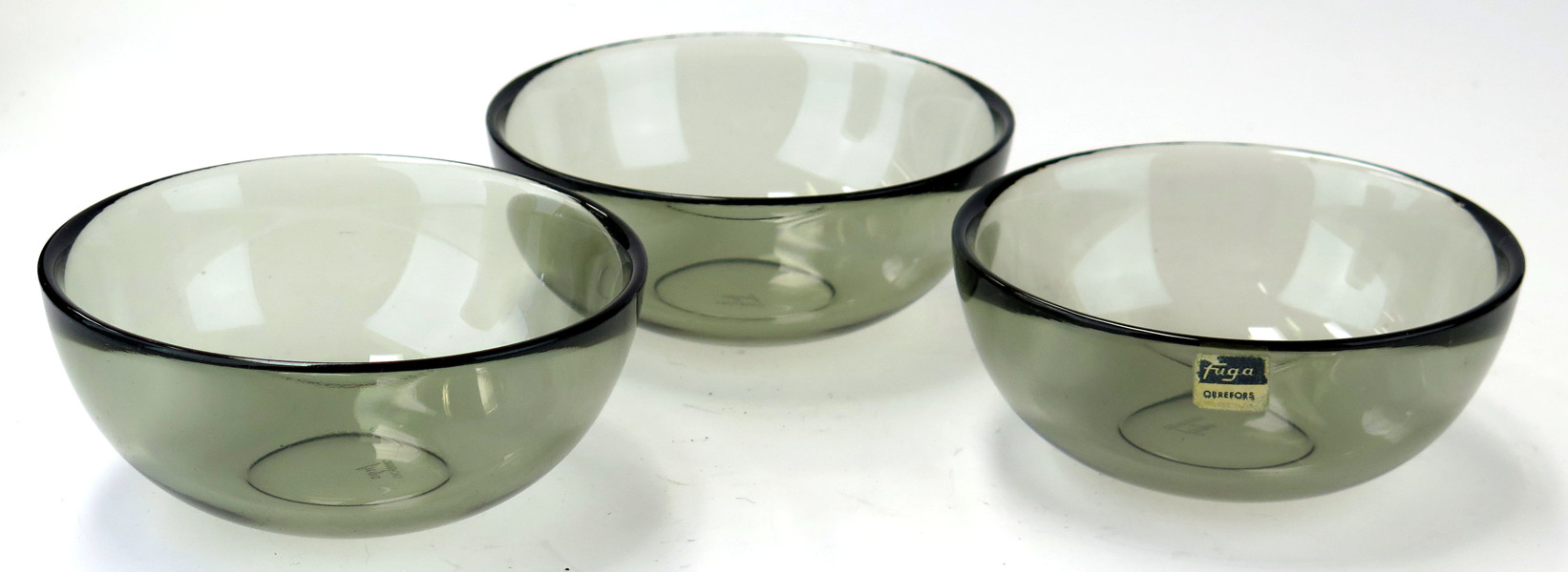 Palmquist, Sven för Orrefors, skålar 3 st, gråtonat glas, Fuga, design 1953, _1300a_8d82ef7ea5854f8_lg.jpeg