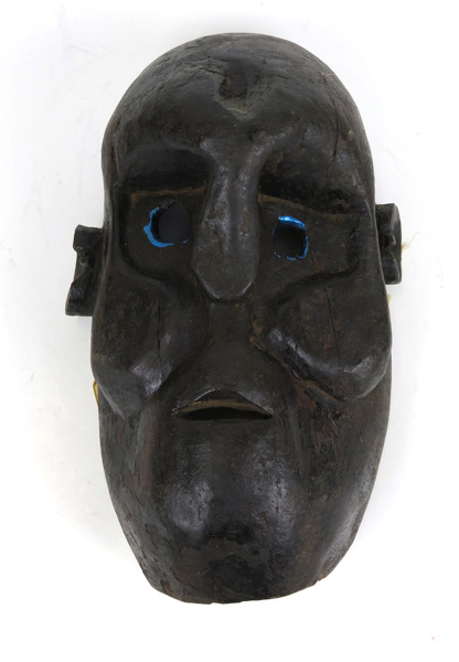 Mask, skuret trä, Timor, antagligen sekelskiftet 1900, _13429a_8d97eae4366e332_lg.jpeg