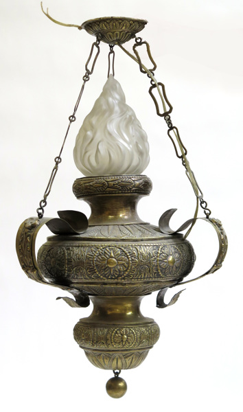 Takampel, mässing med (senare?) glaskupa, möjligen osmanska riket, sekelskiftet 1900, _13530a_lg.jpeg