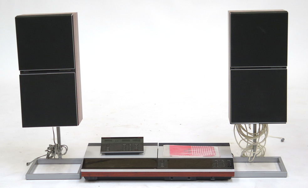 Jensen, Jacob för Bang & Olufsen, stereo med fjärrkontroll, Beocenter 7700, design 1982_1440a_8d82f32764d95c1_lg.jpeg