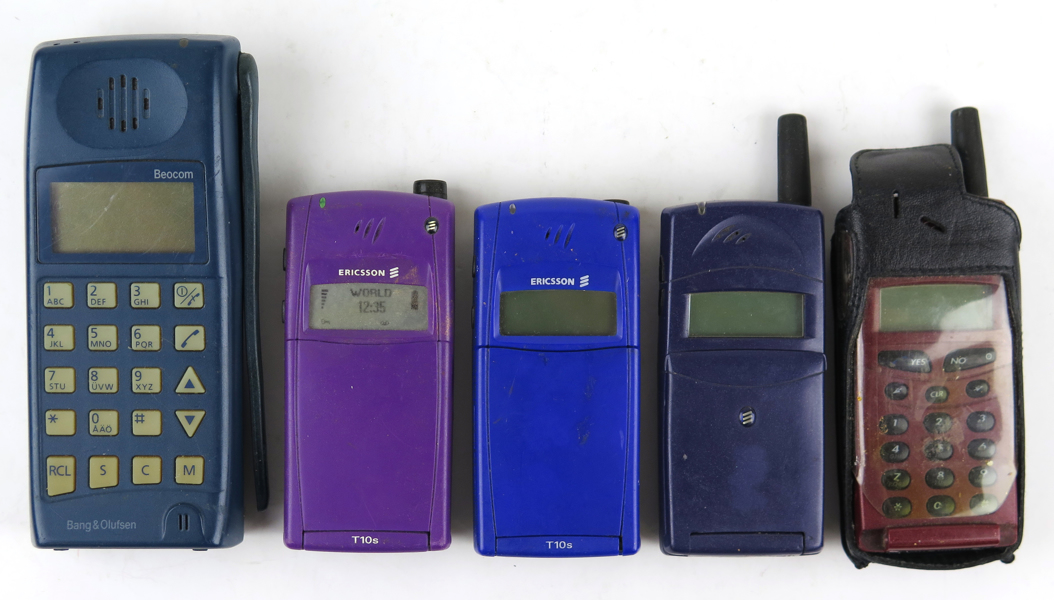 Parti mobiltelefoner, Bang & Olufsen, Beocom,  2 st Ericsson T10S, 1 Ericsson T18S samt 1 okänd, _14798a_8d9b0128bde8287_lg.jpeg