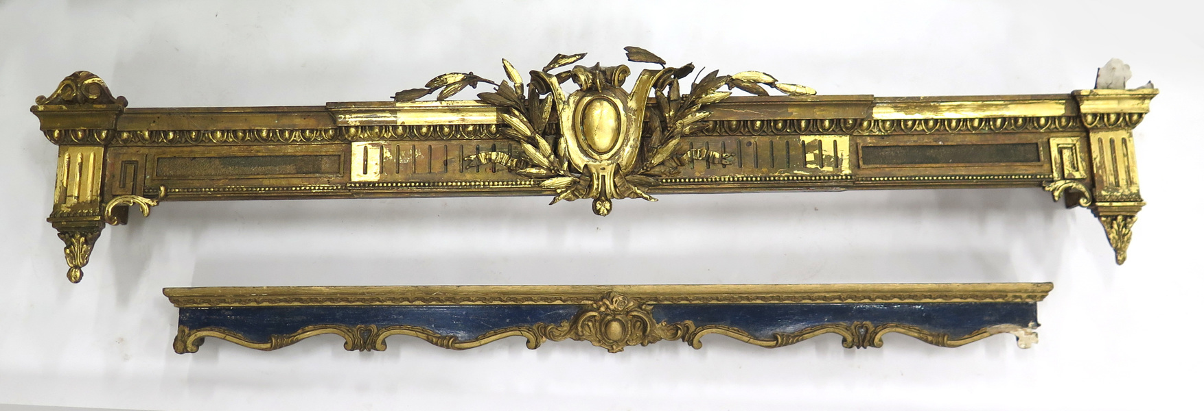 Kornischer, 2 st, förgyllt, bronserat och bemålat trä och stuck, Louis XVI-stil respektive nyrokoko, _14891a_8d9b037d755a579_lg.jpeg