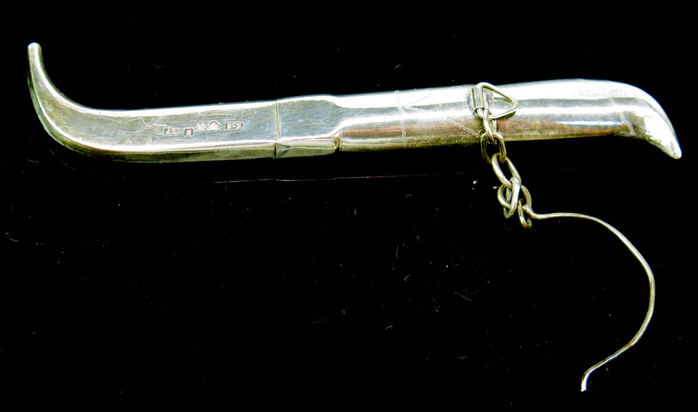 Miniatyrkniv i balja, silver, samestil, 1900-talets 1 hälft, _17346a_lg.jpeg