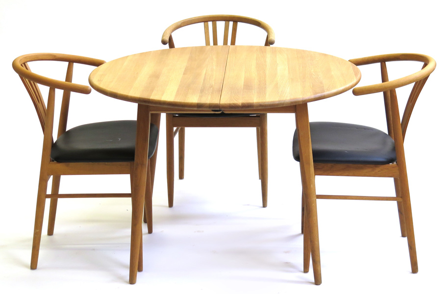 Okänd designer för Haslev, matbord samt 3 stolar, ek, modern tillverkning, _17576a_8da0b5005c4e0a4_lg.jpeg