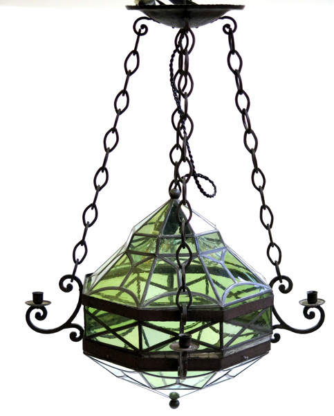 Okänd designer, 1910-20-tal, taklampa, smide med gröna glasskivor, _17812a_lg.jpeg