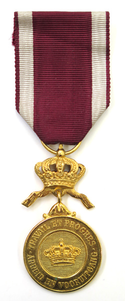 Medalj, förgylld brons, Belgiska Kronordens Medalj, Leopold II_1793a_8d8450d2b919f46_lg.jpeg