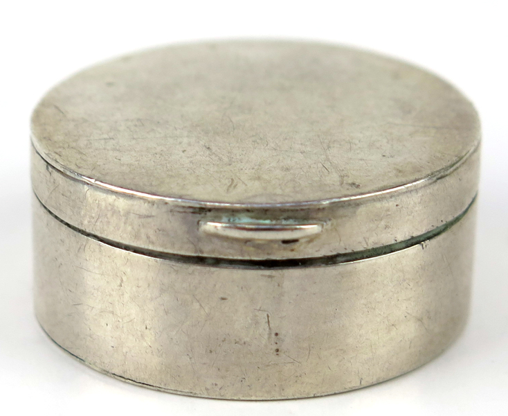 Luktdosa, silver, 1800-talets 1 hälft, slät, cylindrisk, _18302a_8da1e1f48b9ae85_lg.jpeg