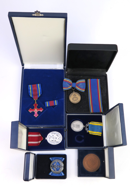 Stort parti medaljer, militära och civila, delvis silver, _18649a_8da23b0460b27ca_lg.jpeg