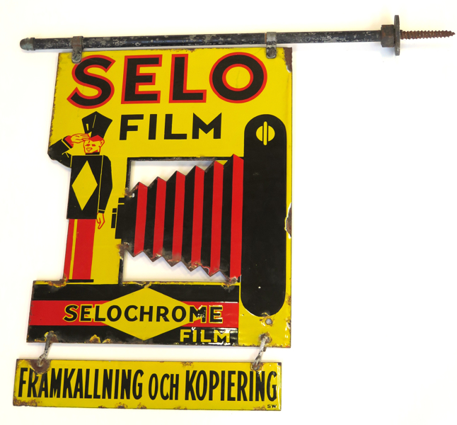 Reklamskylt, emaljerat järn, Ilford "Selochrome film", 1930-tal, dubbelsidig med lös, landsanpassad undre skylt med text "Framkallning och kopiering", _20274a_8da5f68a920e328_lg.jpeg