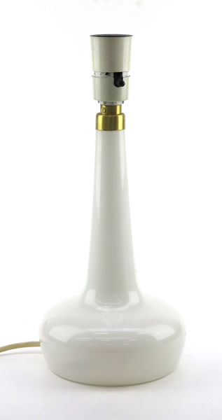 Klint, Esben för Le Klint/Kastrup-Holmegaard, bordslampa, vit glasmassa med mässingesmontage, Le Klint 311, _20412a_lg.jpeg