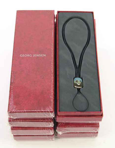 Georg Jensen design group, mobile wrist straps, 8 st, sterlingsilver och gummi, dekor av hjärta, framstår oanvända i originalförpackningar (7 oöppnade)_20422a_lg.jpeg