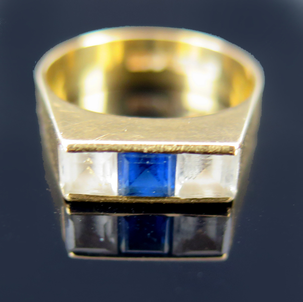 Ring, 18 karat rödguld med vita och blå safirer, vikt 5,6 g, _20624a_8da6bcd6701ca39_lg.jpeg