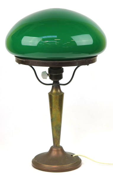 Skrivbordslampa, patinerad brons med grön glaskupa, så kallad Strindbergslampa, _22436a_8da9a58d4f49b16_lg.jpeg