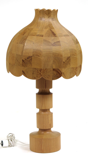 Okänd designer, 1960-70-tal, bordslampa, svarvad furu, _22839a_lg.jpeg