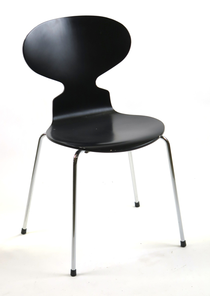 Jacobsen, Arne för Fritz Hansen, stol, svartlackerat böjträ på fyra stålben, "Myran", _23214a_8dab1d7dc7494a0_lg.jpeg