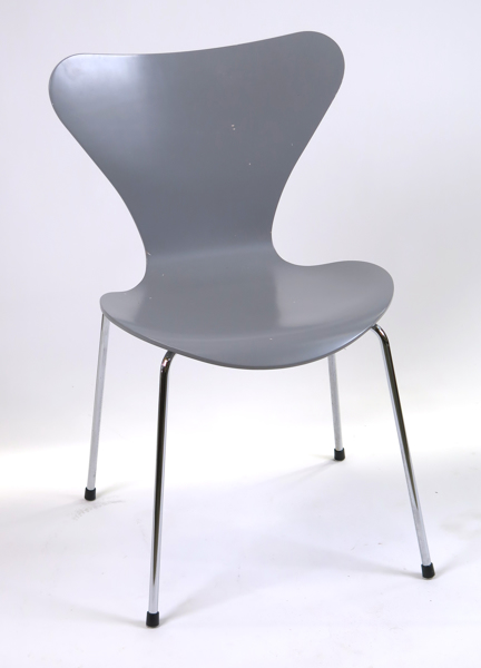 Jacobsen, Arne för Fritz Hansen, stol, grålackerad på stålben, modell FH 3107 'Sjuan',  _23217a_8dab1d82abefe22_lg.jpeg