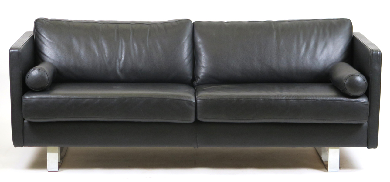 Okänd designer, soffa, svart läderklädsel, "King Royal", inköpt på Severins, _23443a_8dab4f4baf673ce_lg.jpeg