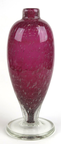 Okänd designer, vas, klar glasmassa med röd underfångsdekor, _23903a_8dacbd6855bc631_lg.jpeg