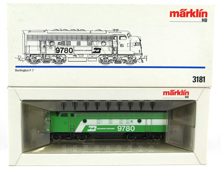 Märklin, lok, i originalförpackning, HO, 3181, diesel lokomotiv USA F7 "Burlington Northern"_25335a_8daf7aecb198dba_lg.jpeg