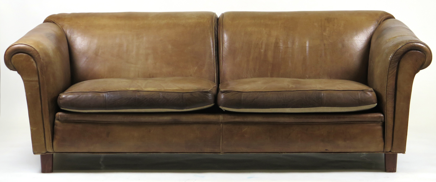 Okänd designer, soffa (buffel?)läder, _25467a_lg.jpeg