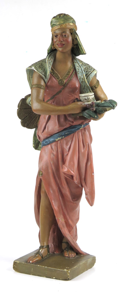 Okänd konstnär, 1800-talets 2 hälft, skulptur, bemålad gips, egyptisk kvinna, oidentifierad signatur, h 40 cm, smärre nagg_25649a_8dafee1bc1d4368_lg.jpeg