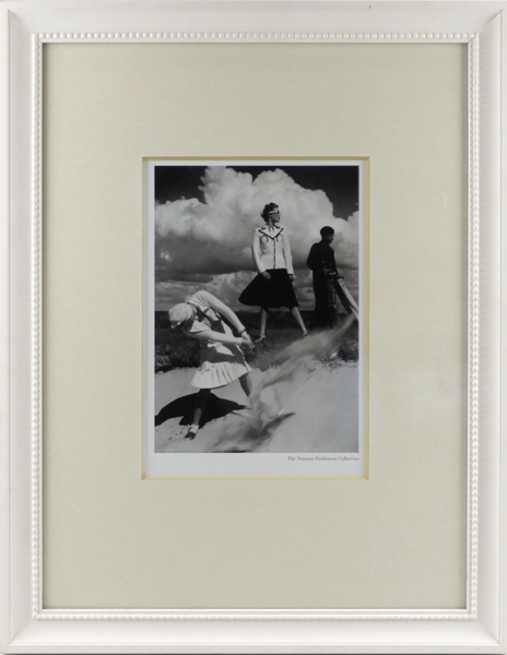 Parkinson, Norman, efter, gicléetryck, "Golfing at Le Touquet 1939", synlig pappersstorlek 22 x 15 cm_25915a_8db08ff1f511394_lg.jpeg
