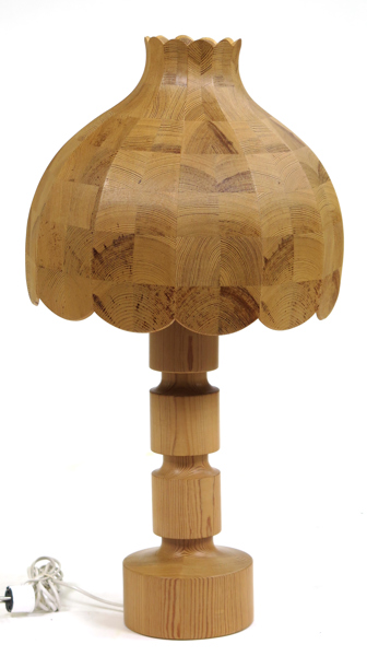 Okänd designer, 1960-70-tal, bordslampa, svarvad furu, _26134a_lg.jpeg
