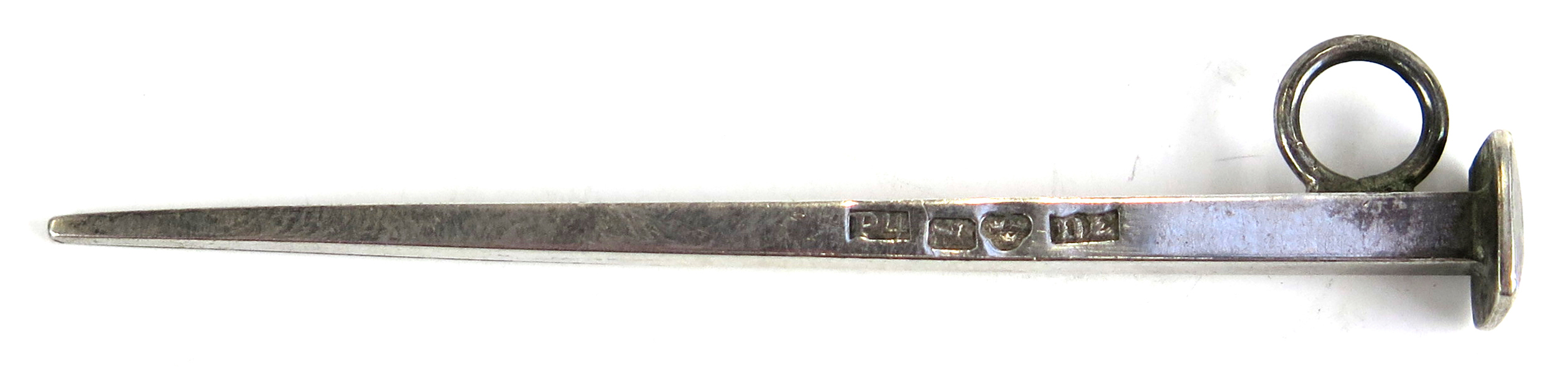 Pipstoppare/krats, silver, 1800-talets 1 hälft, konisk med ögla, stämplad Daniel Ekelund Kalmar 1845, l 7,5 cm_26218a_lg.jpeg