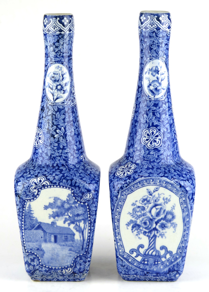 Okänd designer för Rörstrand, vaser, 1 par, flintgods, sekelskiftet 1900, blå underglasyrdekor av blommor, h 28 cm_26276a_8db13301f9feced_lg.jpeg