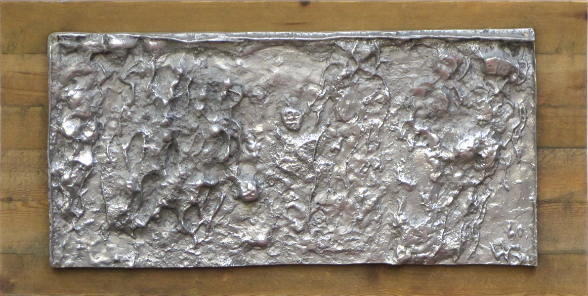 Bengtsson, Walter, väggskulptur, "Bollek", monterad på träplatta, a tergo signerad, 40 x 79 cm_26329a_lg.jpeg