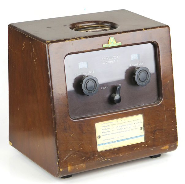 Hörseltestare, Amplivox Audiometer, h 30 cm_26926a_lg.jpeg