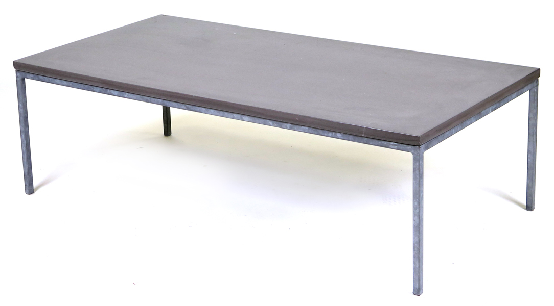 Jönsson, Mats Bernard för MBJ Design, soffbord,  betong på ställning av galvaniserat stål, "Mystic Concrete Collection", l 140 cm, smärre nagg_27157a_8db2a2c67ea730b_lg.jpeg