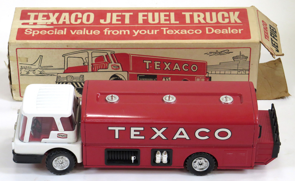 Modellbil/leksaksbil, litograferad plåt och plast, Texaco Jet Fuel Truck, Park Plastics Co Linden New Jersey, 1960-talets slut,_2745a_8d85be83bf037c2_lg.jpeg