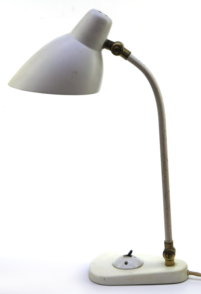 Okänd dansk designer, 1950-60-tal, skrivbordslampa, lackerad metall, höjd exkl skärm 43 cm