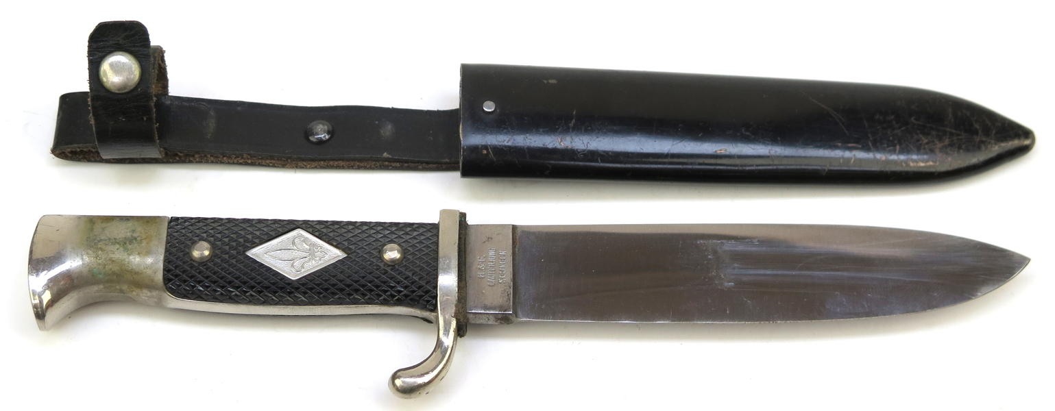Scoutkniv i balja, stål, 1900-talets mitt eller 2 hälft, stämplad Lauterjung, Solingen, total längd 24,5 cm_27462a_8db419a93a7df48_lg.jpeg