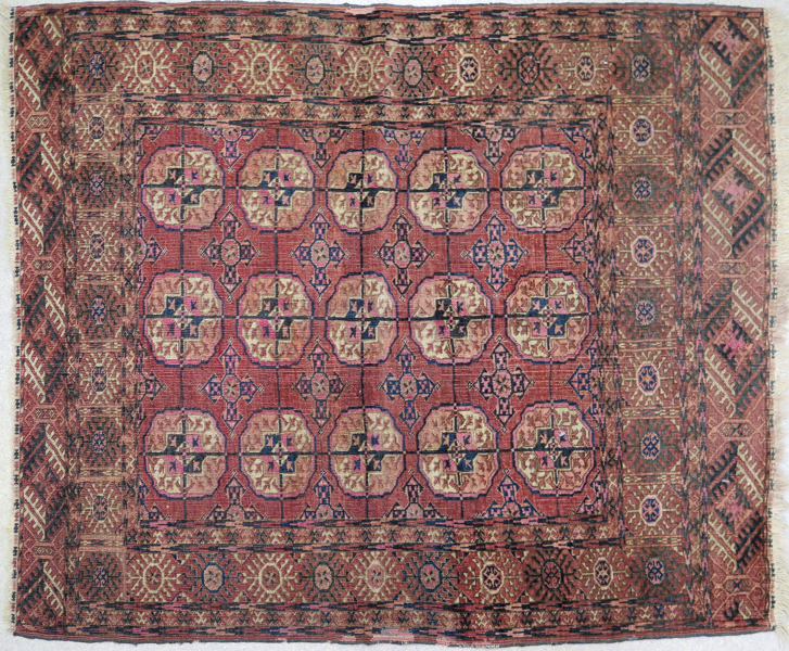 Matta, antik Teketurkmen, 120 x 110 cm, bruksslitage