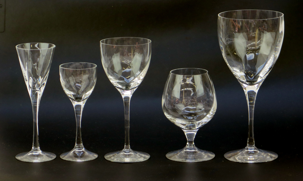 Vallien, Bertil för Kosta Boda, snaps, likör, conjac, vin, mm- glas, ca 35 st, 'Chateau', design 1981, h  11-19 cm