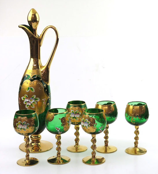 Okänd designer, möjligen Murano, glasservis, 7 delar, grön glasmassa med förgylld och polykrom dekor_29400a_lg.jpeg
