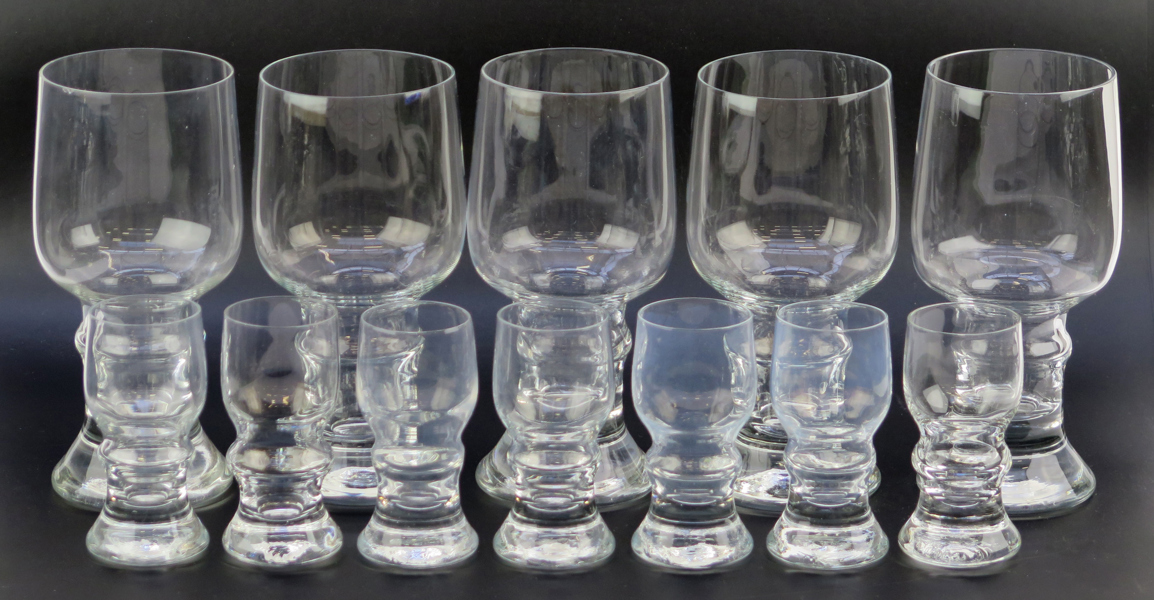 Wirkkala, Tapio för Iittala, ölglas 5 st samt snapsglas 7 st, Joiku, h 8 respektive 17 cm_29671a_lg.jpeg