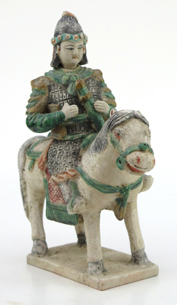 Gravfigurin, delvis glaserad terrakotta, Kina, Ming (1368-1644), i form av beriden krigare, h 30 cm_29685a_8db733c8651146b_lg.jpeg