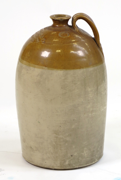 Vinkrus, saltglaserat stengods, J Brown Airth & Co, Edinburgh, sekelskiftet 1900, h 51 cm