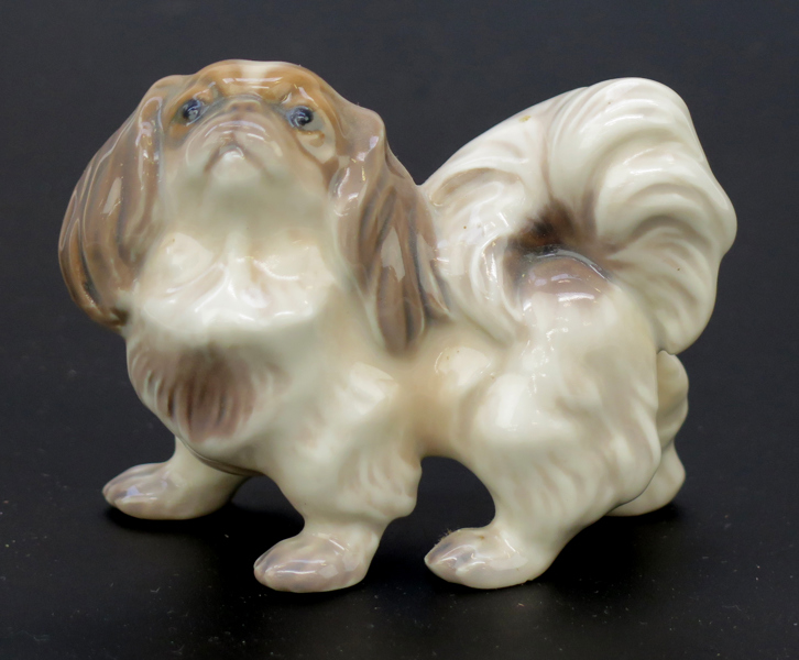 Dahl Jensen, Jens Peter för B&G, figurin, porslin, pekingese, modellnummer 1146, polykrom underglasyrdekor, längd 9 cm