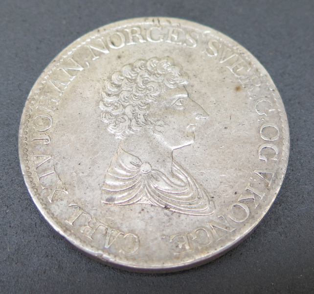 Silvermynt, 1 Speciedaler (9 1/4 Stycken, 1 Mark Fin Silver) Karl XIV Johan, Norge 1827_29820a_8db7ba494b4ef6f_lg.jpeg