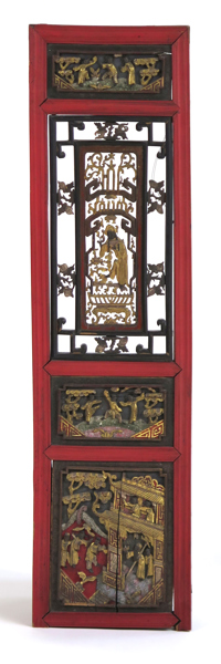 Panel, skuret, förgyllt och bemålat trä, Kina, republik, 1900-talets 1 hälft, höjd 120 cm